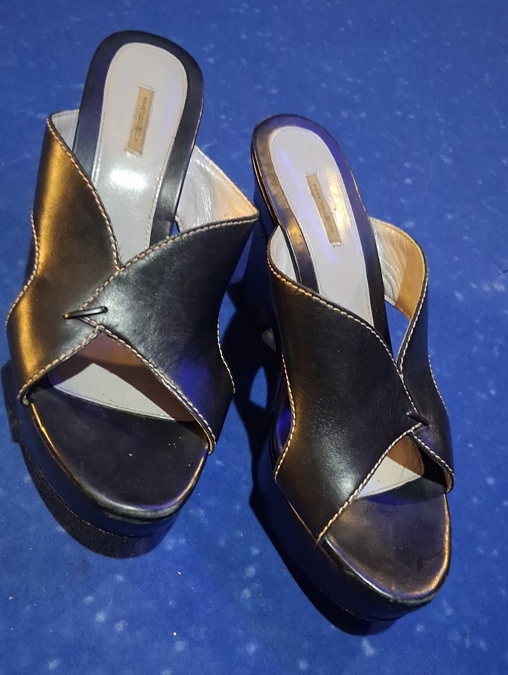 Max Studio Black Leather Crossover Platform Mules